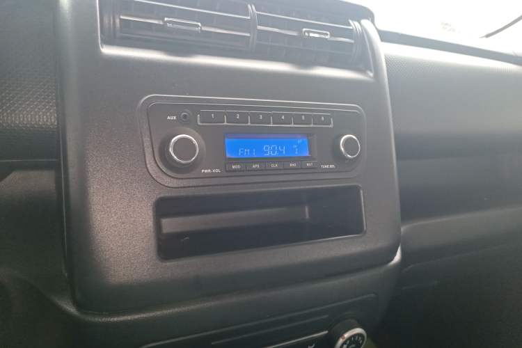 Used CHANGAN OSHAN X70A 2020 1.5L Manual Base Version