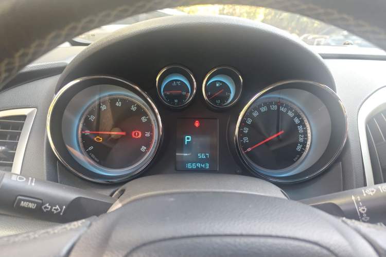 Used Buick GT 2010 XT 1.8L Automatic Fashion Edition
