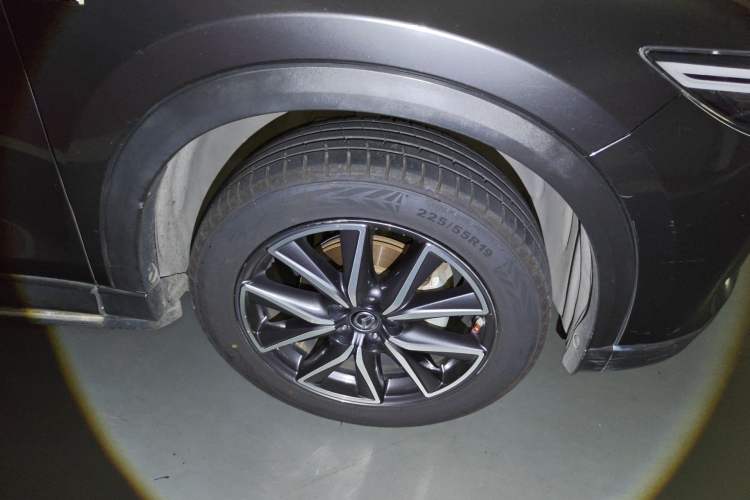 Used Mazda CX-5 2019 Cloud-Controlled Version 2.5L Automatic 4x4 Flagship Model China VI Standard Right Front Wheel Hub