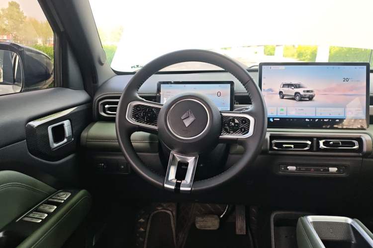 Used Baojun Spark EUV 2026 301km Flagship Edition Steering Wheel