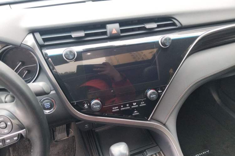 Used Toyota Camry 2019 2.0G Luxury Edition China VI Standard
