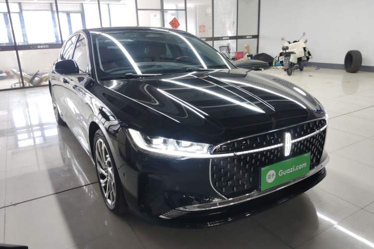 Used Lincoln Z 2022 iXiang Zunyi Edition Front Right 45 Deg