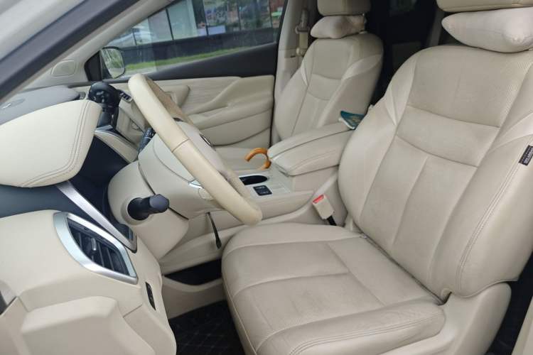 Used Nissan Murano 2019 2.5L XL Two-Wheel Drive Smart Connect Luxury Edition China VI Standard
