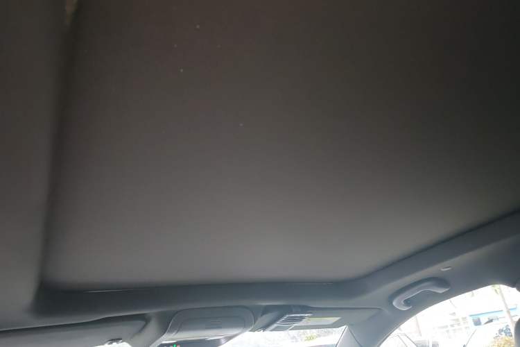 Used Cadillac XT5 2018 28E Four-Wheel Drive Tech Version