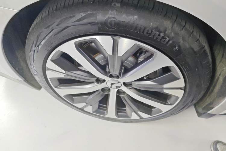 Used Nio ET7 2023 100kWh Signature Edition
