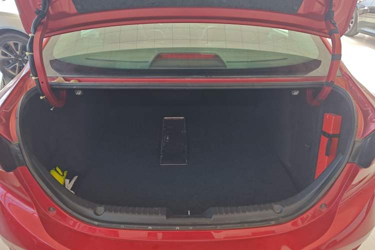 Used Mazda Mazda 3 Axela 2017 Sedan 1.5L Automatic Comfort Model Emission Standard China V
