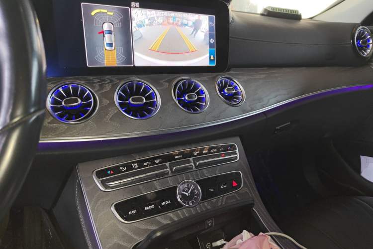 Used Mercedes-Benz CLS 2020 CLS 300 Sport Edition Audio And AC Panel