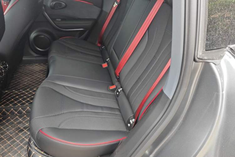 Used ORA Lightning Cat 2024 Dark Night Edition 555km Prestige Version
