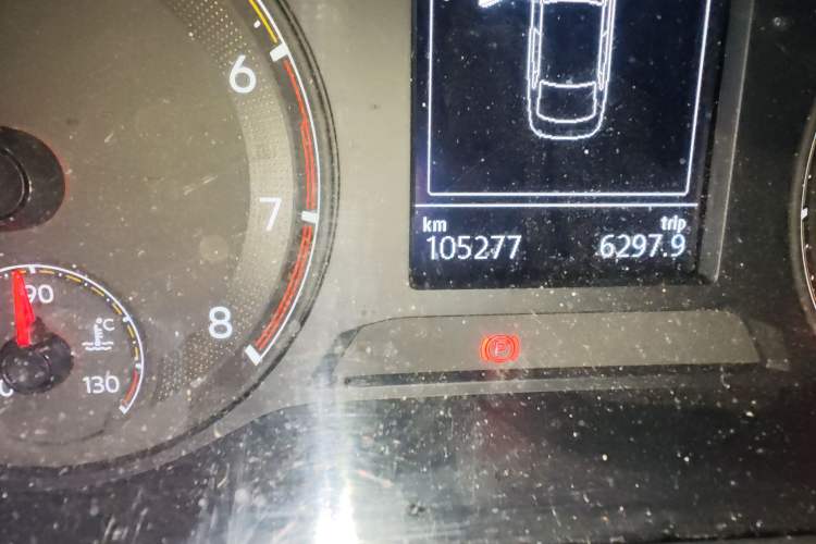 Used Volkswagen Sagitar 2020 280TSI DSG Comfort Version China VI Standard Odometer Close Up