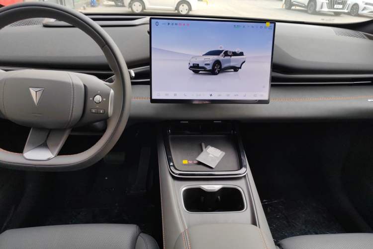 Used Deepal S05 2026 Model 520Max Pure Electric Edition Audio And AC Panel