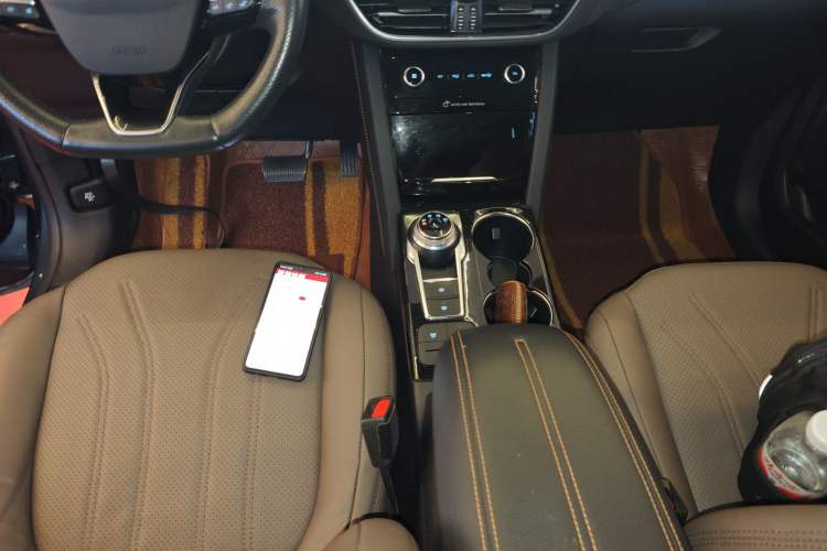 Used Ford Escape 2020 EcoBoost 245 Two-Wheel Drive Smart & Enjoyment Model