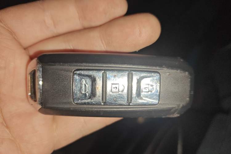 Used Baojun 560 2016 1.8L iAMT Luxury Model Vehicle Key