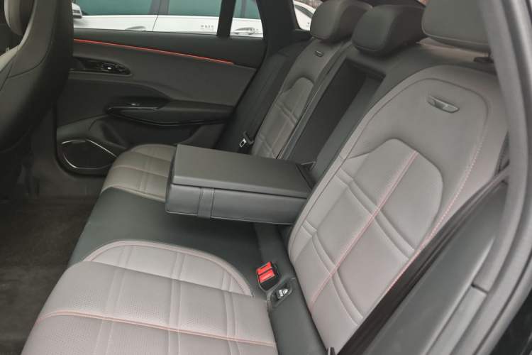 Used Hongqi EH7 2024 600 Pro
