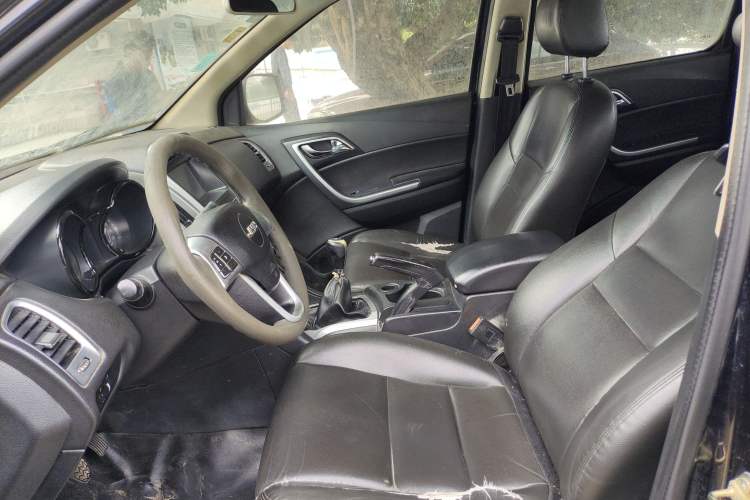 Used JMC Yuhu 7 2016 2.4L Two-Wheel Drive Ultra-Luxury 4G69
