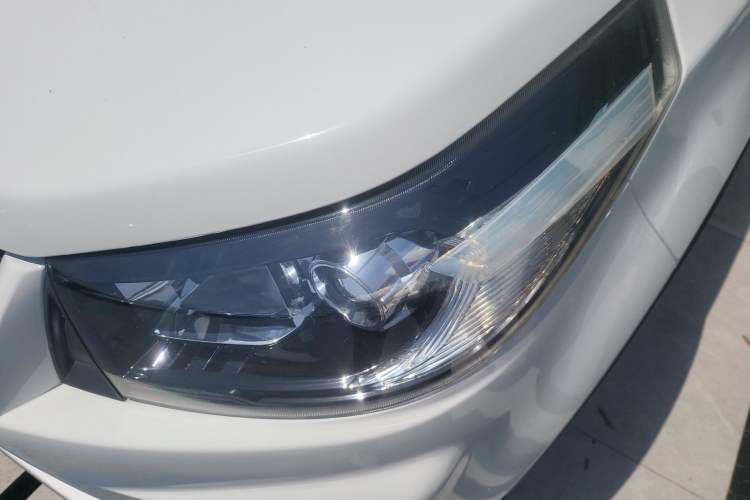 Used HYOSOW S3 2014 1.5L Luxury Version China IV Emission Standard