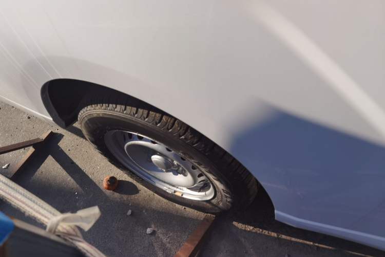 Used Wuling Yangguang 2025 Model 400km Bus Edition—Comfort Edition
