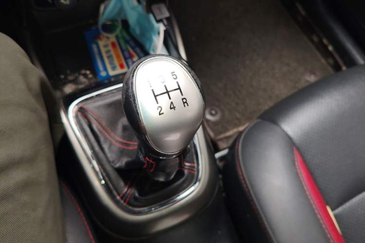 Used CHANGAN CS15 2016 1.5L Manual Luxury Edition
