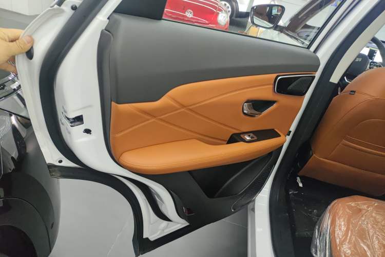 Used JETOUR Shanhai L7 2024 1.5T 120km MAX+ 7-Seater Interior 8