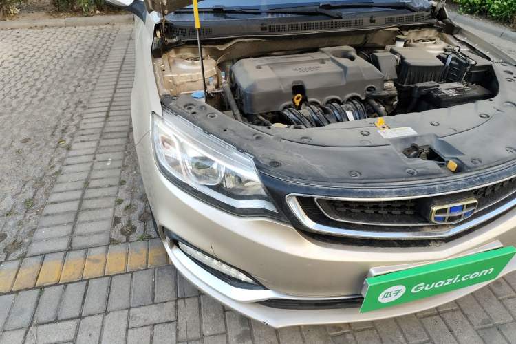 Used Geely Auto Vision 2019 Upgraded Model 1.5L Manual Luxury Version China VI Standard Right Front Headlight