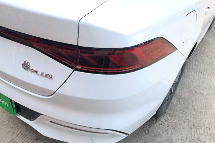 Used BYD Qin PLUS 2023 Champion Edition DM-i 55KM Leading Model
