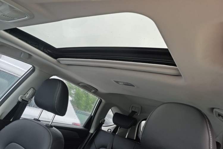 Used Haval M6 2021 PLUS 1.5T DCT Luxury Smart Connectivity Model
