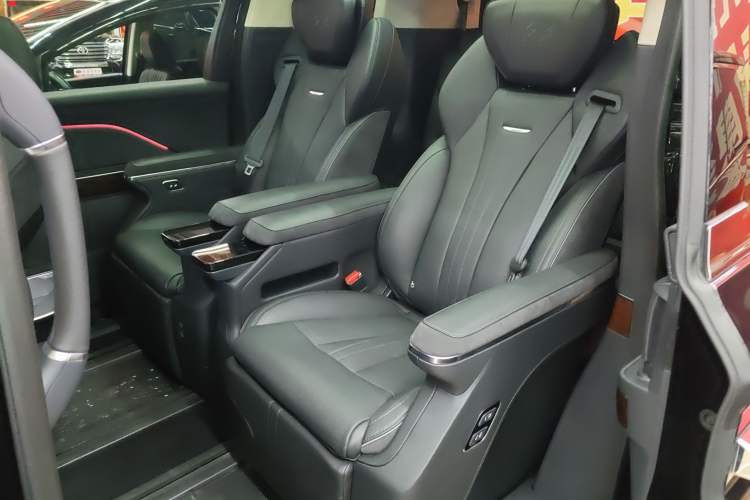 Used Hongqi HQ9 PHEV 2024 2.0T Four-Wheel Drive Luxury Edition