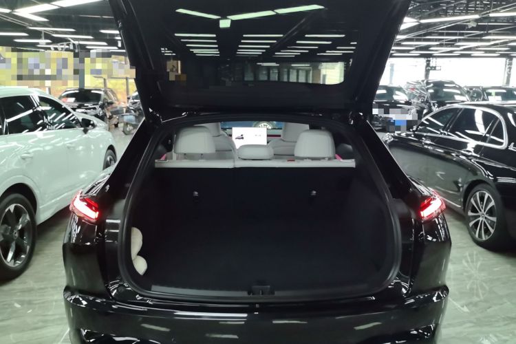 Used ONVO L60 2024 60 kWh Rear-Drive Version Trunk