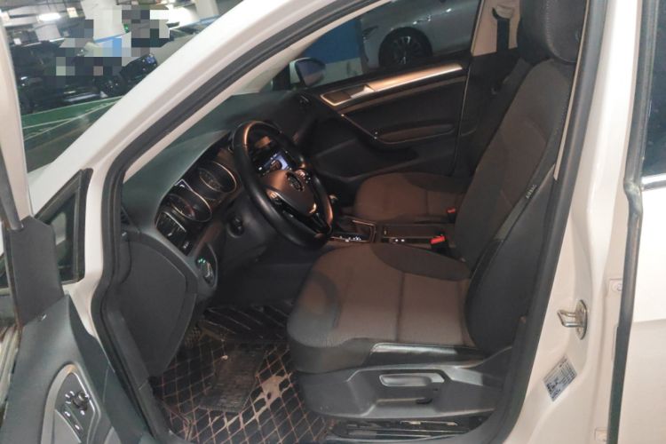 Used Volkswagen Golf 2018 230TSI Automatic Comfort Model
