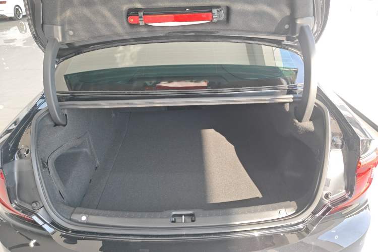 Used Volvo S90 2021 B5 Zhiyuan Luxury Edition
