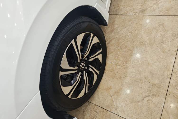 Used Honda Crider 2016 1.8L CVT Luxury Edition
