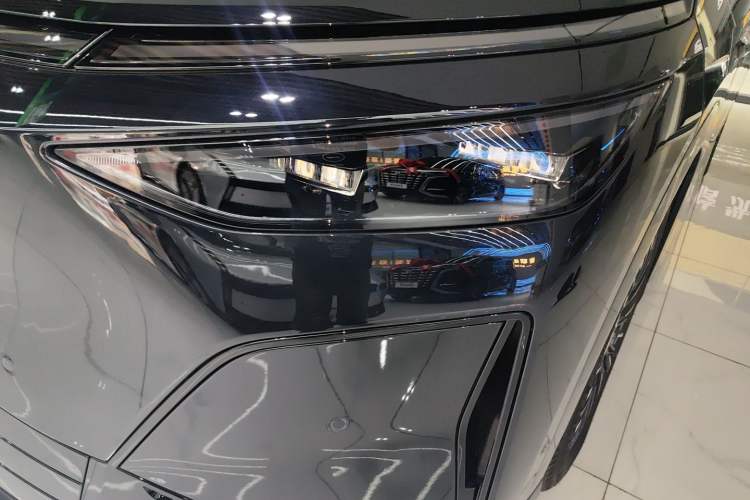 Used XPeng X9 2026 Model—Range-Extended Version 1602 Ultra