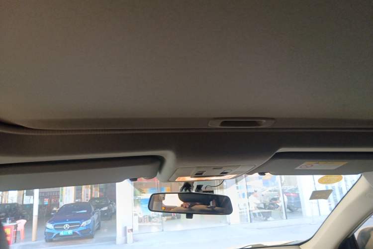 Used Toyota RAV4 2016 2.0L CVT Two-Wheel Drive Fashion Edition China V Standard