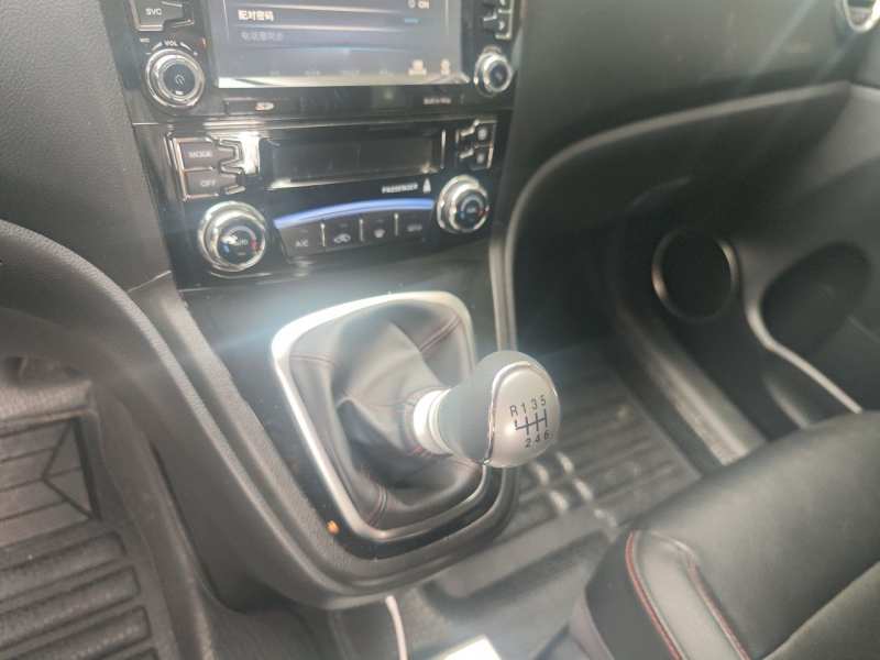 Used Haval H6 2015 Upgraded Model 1.5T Manual Two-Wheel Drive Elite Version — 10