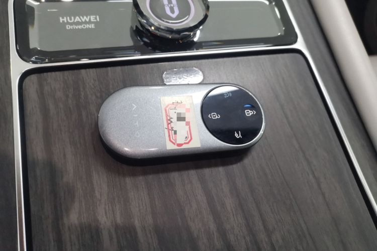 Used Hima AITO M9 2024 All-Electric Max Version 100 kWh 6-Seater