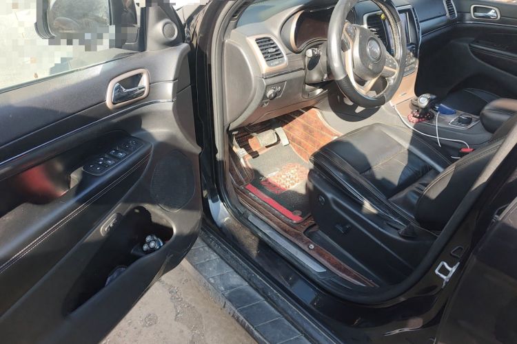 Used Jeep Grand Cherokee 2015 3.0TD Diesel Comfort Navigation Edition