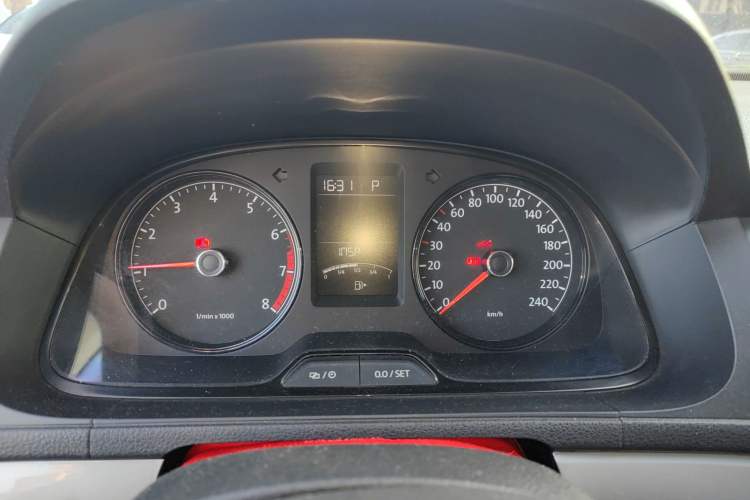 Used Volkswagen Lavida 2013 1.6L Automatic Fashion Edition