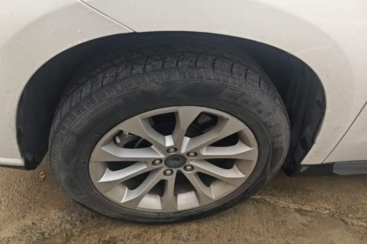 Used Haval H2 2017 Red-Label 1.5T Manual Two-Wheel Drive Luxury Model
