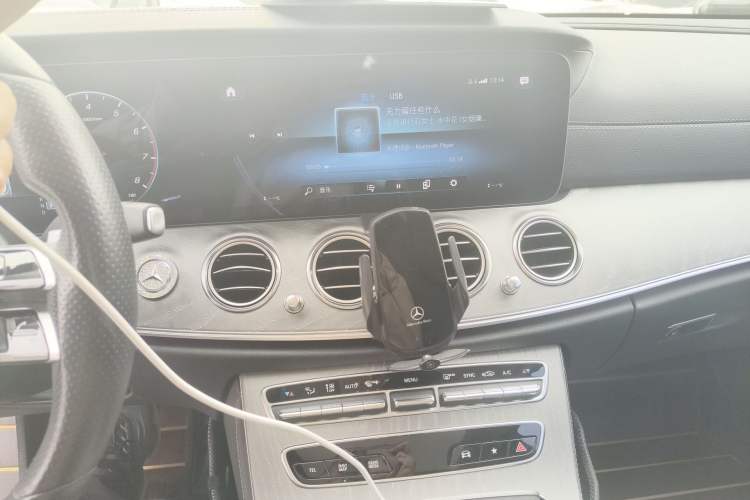 Used Mercedes-Benz E-Class 2021 E 300 L Sport Premium Edition Audio And AC Panel