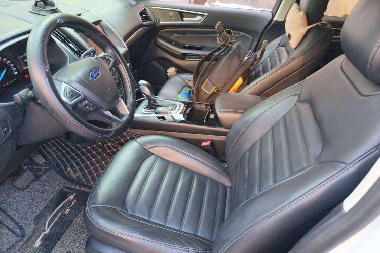 Used Ford Edge 2018 EcoBoost 245 Two-Wheel-Drive Titanium 7-Seater China V Standard