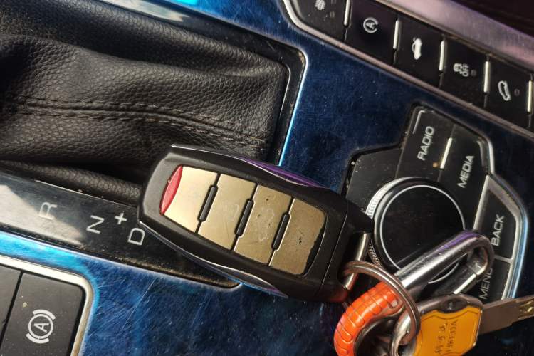 Used Haval H7 2017 Blue Label H7L 2.0T Automatic Prestige Model
