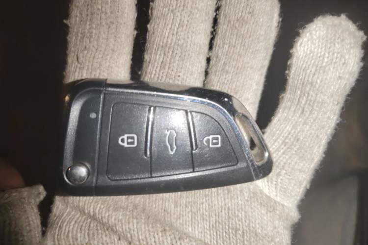 Used Nissan Sylphy 2018 Classic 1.6XE CVT Comfort Edition Vehicle Key