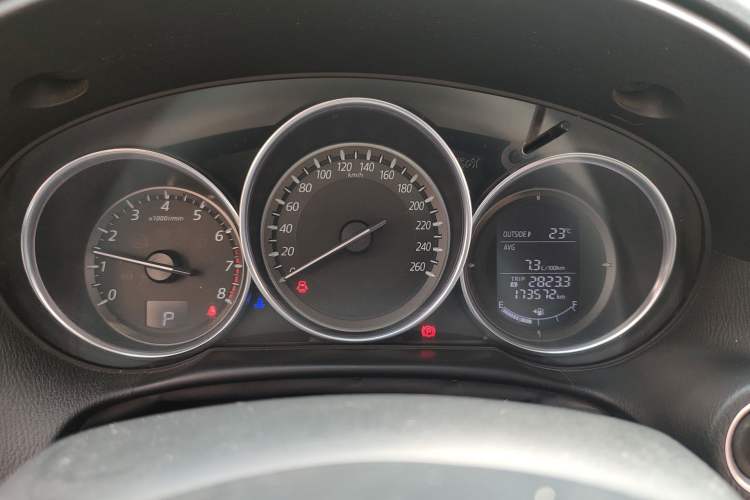 Used Mazda CX-5 2015 2.0L Automatic Two-Wheel Drive Urban Version