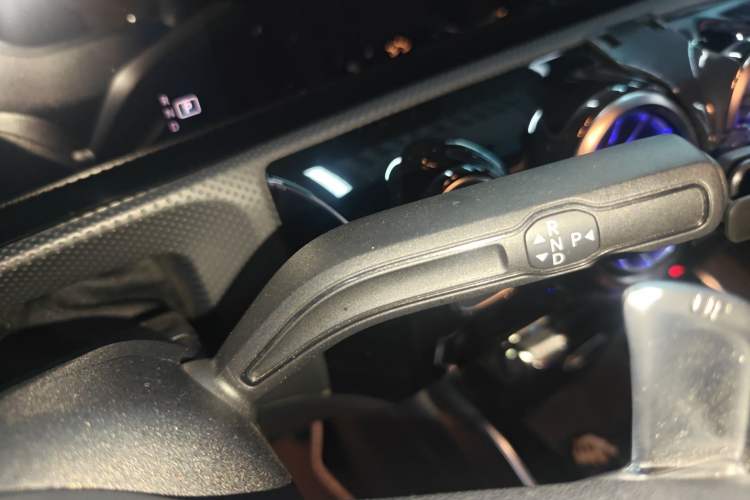 Used Mercedes-Benz A AMG 2020 AMG A 35 L 4MATIC Gear Lever