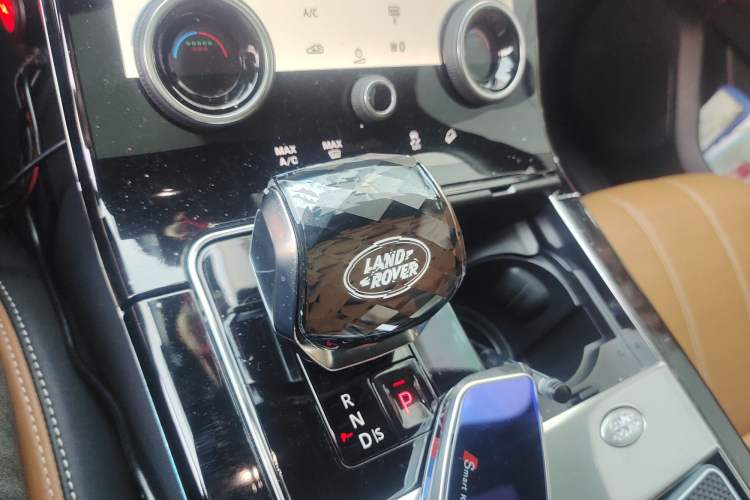 Used Land Rover Range Rover Velar 2022 250 PS Sparkling Heritage Edition