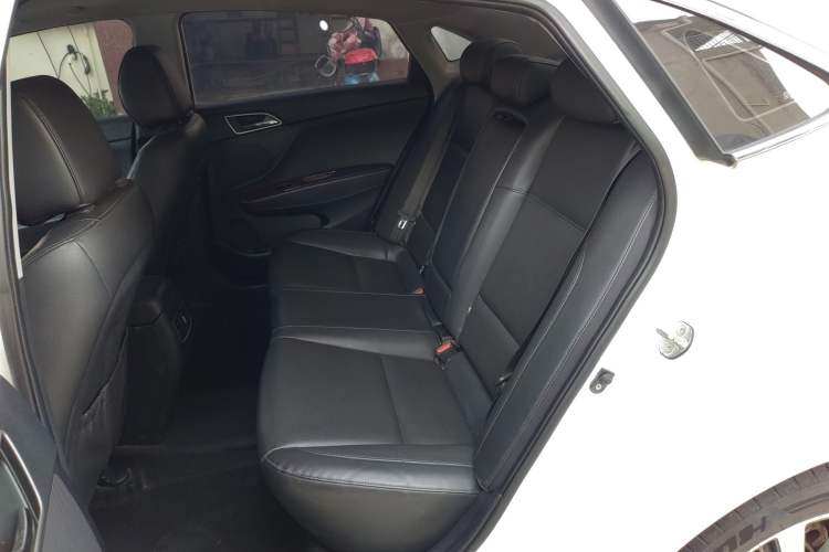 Used Hyundai Mistra 2014 1.8L Automatic Deluxe DLX Model
