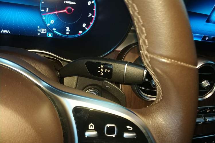 Used Mercedes-Benz GLC 2021 GLC 300 L 4MATIC Dynamic Model Gear Lever