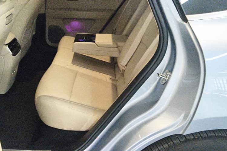 Used Hima AITO M5 2024 Extended-Range Max Rear-Wheel Drive Advanced Intelligent Driving Version