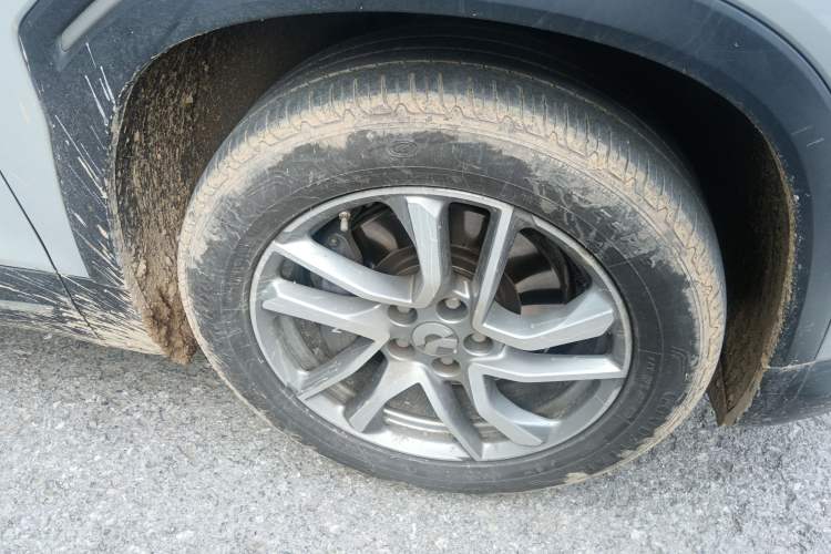 Used Nio ES6 2020 455KM Sport Edition Right Front Wheel Hub