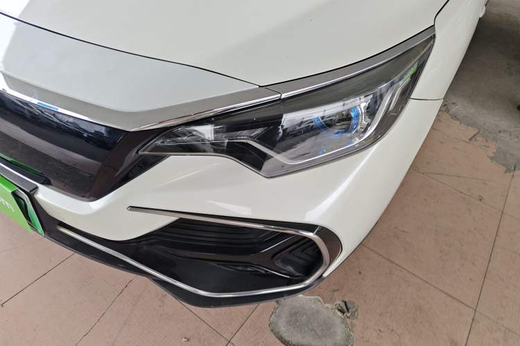 Used Venucia D60EV 2020 Standard Range Smart Drive Edition Left Front Headlight