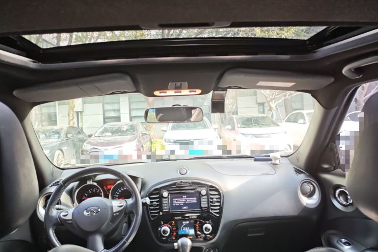 Used Infiniti ESQ 2014 1.6L Luxury Edition
